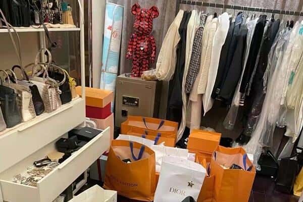 齐齐哈尔龙沙回收一线品牌衣服